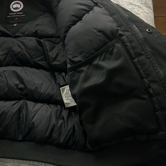 Vintage Canada Goose - Picture 3 of 6